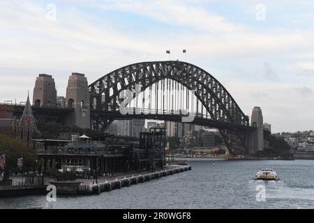 The great view of Harbour Bridge in Sydney in a rainy day: close up HD wallpaper Stock Photo