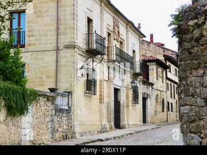 Houses in the historical centre of Santillana del Mar Cantabria Spain Stock Photo