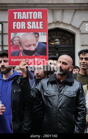 London/UK 10 May 2023. Supporters of former Prime Minister Imran Khan demonstrated outside Nawaz Sharif’s Avenfield house in central London. Calling on the Pakistani authority to release Iran Khan after his arrested yesterday in Islamabad. Aubrey Fagon/ Alamy Live News Stock Photo