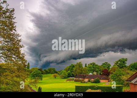 Incredible cloud formation of Arcus shelf cloud during storm in Reading, Berkshire, UK Stock Photo