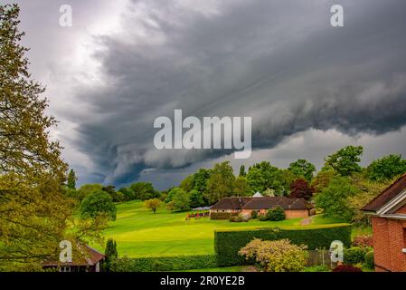 Incredible cloud formation of Arcus shelf cloud during storm in Reading, Berkshire, UK Stock Photo