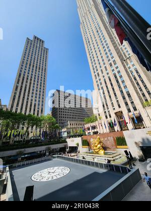 Nova York, Eua. 10th May, 2023. (NEW) Apple Store on 5th Avenue in