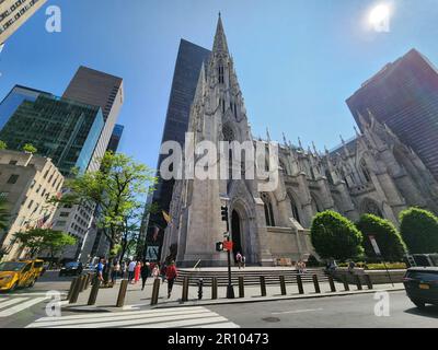 Nova York, Eua. 10th May, 2023. (NEW) Apple Store on 5th Avenue in