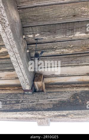 Early 1900s tube and knob electrial wiring at the train station at the Nevada ghost town of Rhyolite. Stock Photo