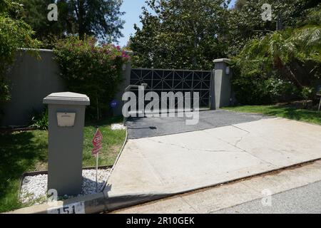 Los Angeles, California, USA 8th May 2023 Actress Anna Kashfi Former Home/house at 151 Tigertail Road on May 8, 2023 in Los Angeles, California, USA. Anna Kashfi was Marlon Brando's first wife and Christian Brandos Mother. Photo by Barry King/Alamy Stock Photo Stock Photo