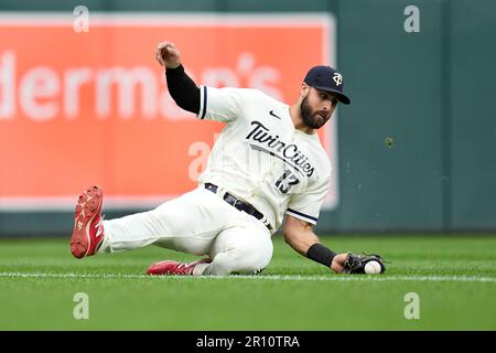 Minnesota Twins left fielder Joey Gallo makes a catch for the out