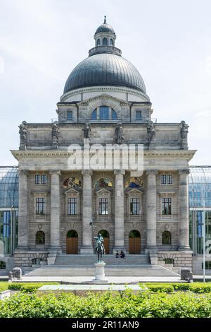 MUNICH, GERMANY, JUNE 4: Tourists at Hofgarten park in Munich, Germany on June 4, 2014. The public renaissance garden was created in the 17th Stock Photo