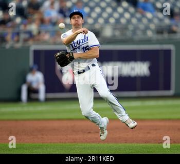 Kansas City Royals second baseman Matt Duffy throws to first base during  the first inning of a spring training baseball game against the Texas  Rangers on Tuesday, March 28, 2023, in Arlington