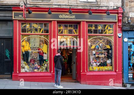 And exterior view of the Enchanted Galaxy gift and collectibles shop on Victoria Street, Old Town Edinburgh. Stock Photo