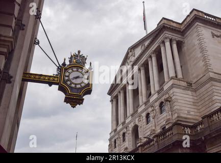 London, UK. 11th May 2023. Exterior view of the Bank Of England in the City of London, the capital's financial district. The Bank Of England has raised interest rates to the highest level since 2008. Credit: Vuk Valcic/Alamy Live News Stock Photo
