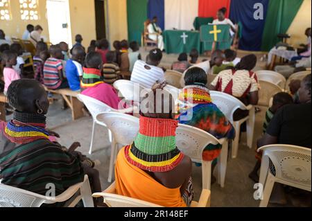 KENYA, Turkana, Lokichar, ACK Anglican Church of Kenya, St. Pauls church, sunday mass for Turkana people, Turkana woman with beads necklace Stock Photo