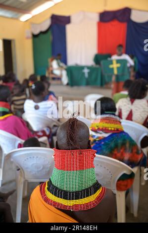 KENYA, Turkana, Lokichar, ACK Anglican Church of Kenya, St. Pauls church, sunday mass for Turkana people, Turkana woman with beads necklace Stock Photo