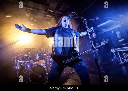 Oslo, Norway. 09th, April 2023. The Swedish death metal band Unleashed performs a live concert during the Norwegian metal festival Inferno Metal Festival 2023 in Oslo. Here vocalist and bass player Johnny Hedlund is seen live on stage. (Photo credit: Gonzales Photo - Terje Dokken). Stock Photo