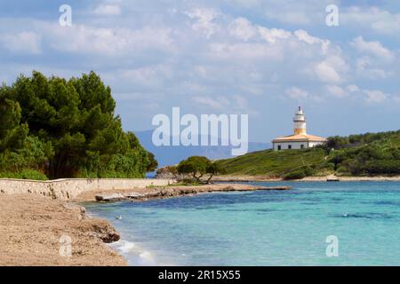 Faro Isla de Alcanada in Bahia d'Alcudia Stock Photo