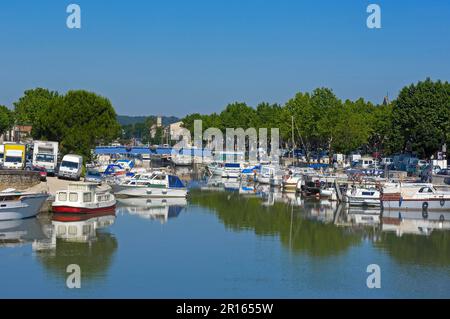 Canal du Rhone near Sete, Beaucaire, Bouches-du-Rhone, Gard Department, Provence, France Stock Photo