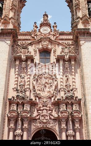 18th century Church of Santa Prisca with its Churrigueresque twin ...