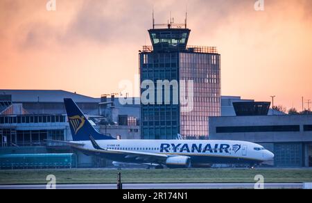 Cork Airport, Cork, Ireland. 12th May, 2023. A Ryanair Boeing 737 prepares to depart for London Stansted at dawn in Cork Airport, Cork, Ireland. - Credit; David Creedon / Alamy Live News Stock Photo