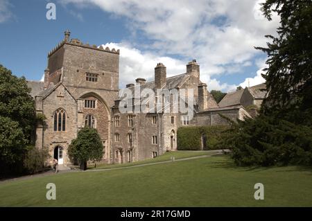 England, Devon, Yelverton:  Buckland Abbey (National Trust) was converted to a manor house by Sir Richard Grenville, and later lived in by Sir Francis Stock Photo