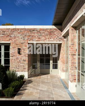 Overall view. Berkhamsted House, Berkhamsted, United Kingdom. Architect: Kirkland Fraser Moor, 2022. Stock Photo