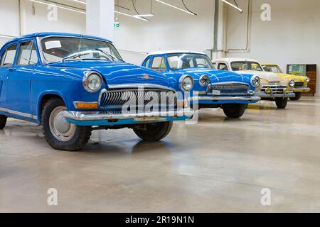 SAINT PETERSBURG, RUSSIA - MARCH 29, 2023: Soviet cars GAZ-21 'Volga' in the exposition of the museum of retro transport. Shopping and entertainment c Stock Photo