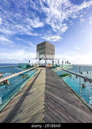 beach club on the cliffs of uluwatu in Bali, Indonesia Stock Photo