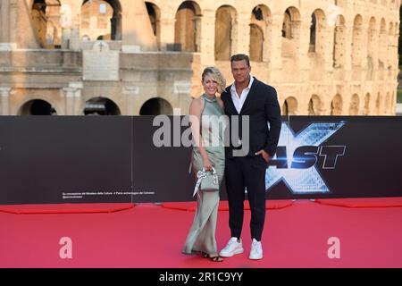 Catherine Ritch Alan Ritchson and Catherine Ritchson attending the premiere of