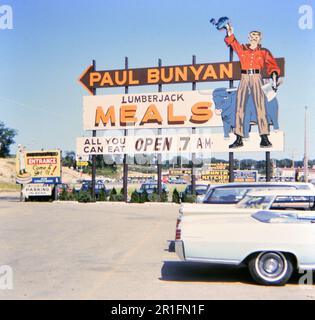 Paul Bunyan Lumberjack Meals Buffet Restaurant in the Wisconsin Dells ca. 1965 Stock Photo