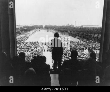 Archival Photo: Edwin Markham, poet, who dedicated a poem to the Lincoln Memorial ca. 1922 Stock Photo