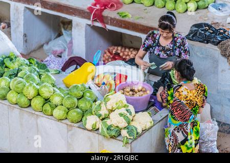 SAMARKAND, UZBEKISTAN - MAY 10, 2019: Siab Bazaar in the center of Samarkand, Uzbekistan Stock Photo