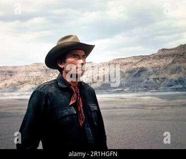 GREGORY PECK in MACKENNA'S GOLD (1969), directed by J. LEE THOMPSON. Credit: COLUMBIA PICTURES / Album Stock Photo