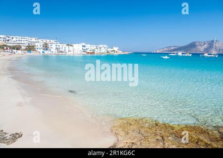 Beautiful beach of Ammos, in Chora village, the only settlment at Koufonisi island, in Cyclades islands, Greece, Europe Stock Photo