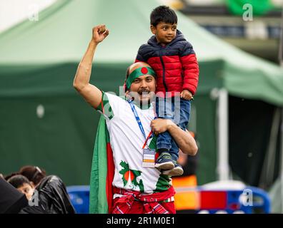 CHELMSFORD, UNITED KINGDOM. 14 May, 2023. The fans during ICC Men's Cricket World Cup Super League - 3rd ODI Ireland vs Bangladesh at The Cloud County Cricket Ground on Sunday, May 14, 2023 in CHELMSFORD ENGLAND.  Credit: Taka Wu/Alamy Live News Stock Photo