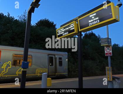 Hunts Cross (HNX), Speke Road, Woolton, Liverpool, Merseyside, England, GB,  L25 0NN Stock Photo