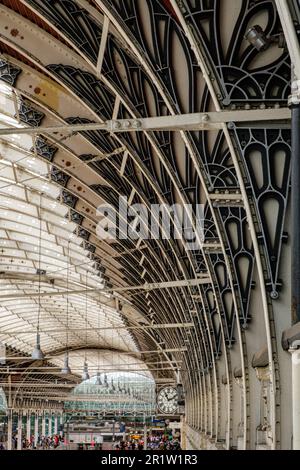 Wyatt's cast-iron ornaments atop Brunel's wrought-iron columns, Paddington Station, London, England Stock Photo