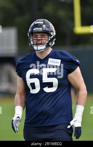 Texans rookie Jimmy Morrissey ready to start at center vs. Chargers