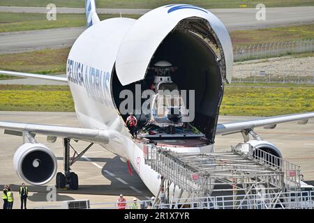 1/400 A300-600ST エアバス ベルーガ 1号機 F-GSTA ［55873
