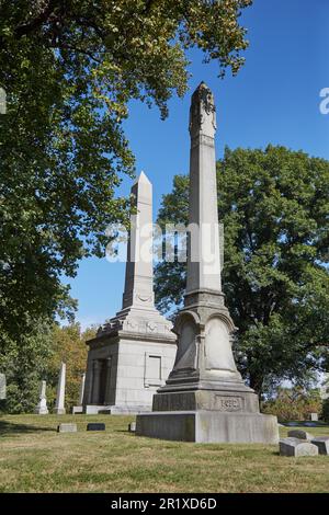 Bellefontaine Cemetery in St. Louis is home to the graves of Eberhard Anheuser, William S. Burroughs and William Clark Stock Photo