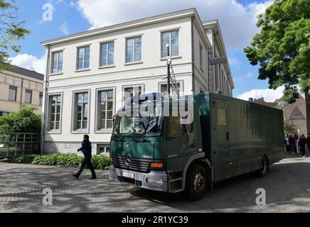 Illustration pictures shows a prisoner transport van before a session of Tongeren Council Chamber on the request for transfer of seven persons arrested in Belgium during the large-scale police operation against the criminal organisation 'Ndrangheta, Tuesday 16 May 2023, in Tongeren. Seven of the 13 people arrested in the province of Limburg as part of an investigation by the Federal Prosecutor's Office into the Calabrian mafia, the 'Ndrangheta, are the subject of a European arrest warrant issued by Italy. Last May 3rd, a large-scale European operation took place across several countries. BELGA Stock Photo