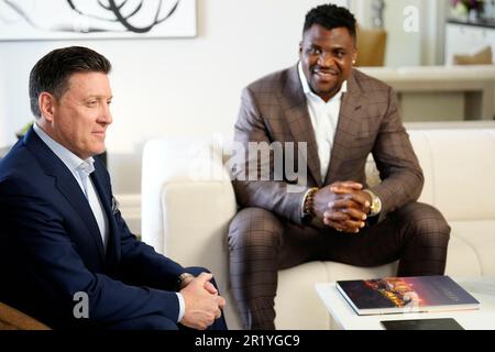 Los Angeles, Ca, United States. 16th May, 2023. Los Angeles, CA - May 16: (L-R) Peter Murray, CEO of PFL and Francis Ngannou sign the new contract at Professional Fighters League - Contract Signing at Beverly Wilshire, A Four Seasons Hotel on May 16, 2023 in Los Angeles, CA (Photo by Louis Grasse/PFL/PX Images) Credit: Px Images/Alamy Live News Stock Photo