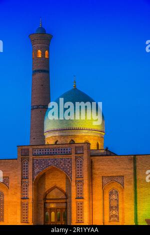 Khast Imam Square, major tourist destination in Tashkent, Uzbekistan Stock Photo