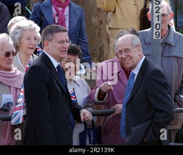 Photograph of Rt. Hon. Lord Tebbit and Conservative MP for Romford Andrew Rosindell during a visit by Lady Thatcher to Romford, Essex Stock Photo