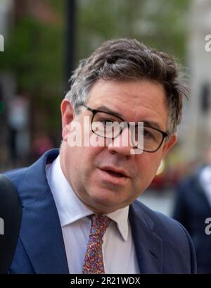 London, England, UK. 15th May, 2023. Paymaster General JEREMY QUIN is seen arriving at Cabinet Office. (Credit Image: © Tayfun Salci/ZUMA Press Wire) EDITORIAL USAGE ONLY! Not for Commercial USAGE! Stock Photo