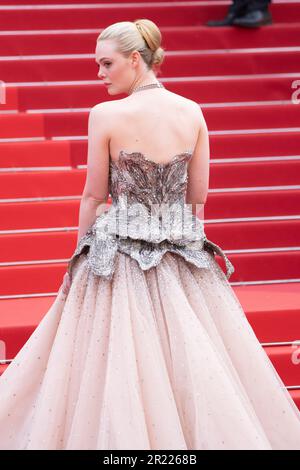 Cannes, France, May 16, 2023 - Elle Fanning attends at red carpet at the 76° Festival de Cannes. Credits: Luigi de Pompeis/ Alamy Live News Stock Photo