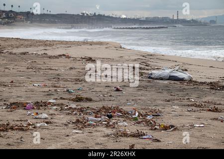 Trash along Playa Del Rey beach, Los Angeles, California, USA Stock Photo