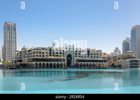 Souk Al Bahar and the Dubai Fountain, Downtown Dubai, United Arab Emirates Stock Photo