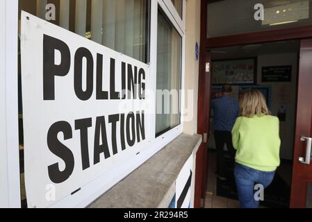 Signage at St Patrick's Primary School polling station in Coalisland, County Tyrone for the Northern Ireland council elections. Picture date: Thursday May 18, 2023. Stock Photo