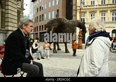 Liberec, Czech Republic. 18th May, 2023. Sculptor Frantisek Skala (left) unveiled his Vulpes Gott sculpture on the corner of the Liberec Town Hall, on May 18, 2023. The statue is over seven metres long and weighs about four tonnes. Credit: Radek Petrasek/CTK Photo/Alamy Live News Stock Photo