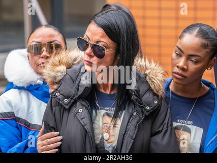 Charlie Mclean, the mother of Khayri Mclean outside Leeds Crown Court after Jakele Pusey, 15, who will serve a minimum term of 16 years and Jovani Harriott, 17, who will serve at least 18 years, were sentenced for the murder of Khayri Mclean. Picture date: Thursday May 18, 2023. Stock Photo