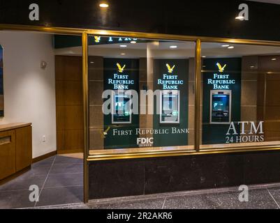 First Republic Bank ATM lobby in Rockefeller Center in New York on Sunday, April 30, 2023. The auction is on for First Republic Bank with FDIC accepting bids from JPMorgan Chase, PNC and Bank of America. (© Richard B. Levine) Stock Photo