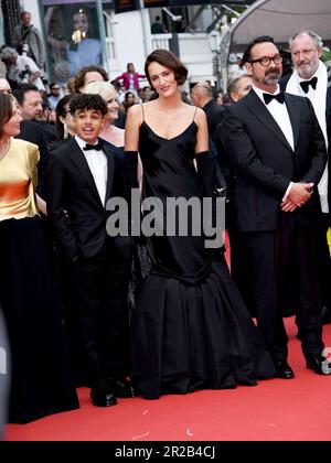 Cannes, France. 18th May, 2023. 76th Cannes Film Festival 2023, evening 3 - Red Carpet “Indiana Jones and The Dial of Destiny” Pictured: Ethann Isidore, Phoebe Waller-Bridge, James Mangold, Credit: Independent Photo Agency/Alamy Live News Stock Photo